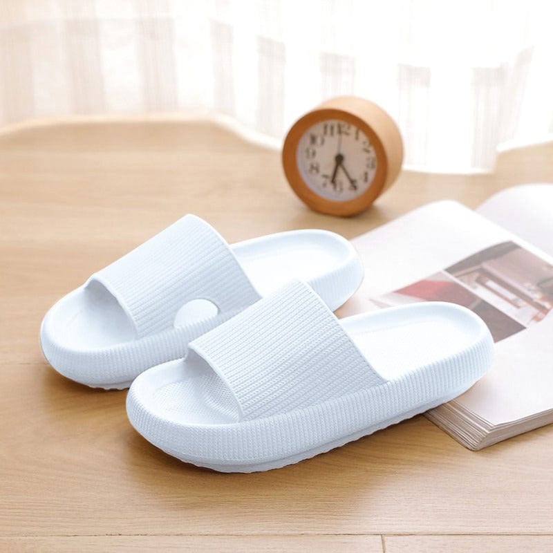 Komfortable Dämpfende Slippers - Nora