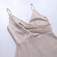 Stilvolles Spaghetti-Träger Kleid – Elara