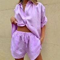 Zweiteiliges Sommeroutfit mit Bluse und Shorts – Liora