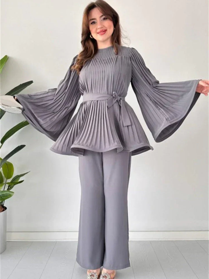 Damen Falten Kleidungsset – Selene