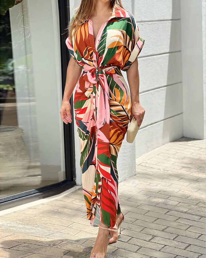 Sommerliches Maxikleid mit Kragen und Bundfalten – Mirella