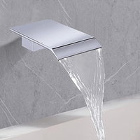 Sensor Wandhahn mit Wasserfallauslauf – Fluxis