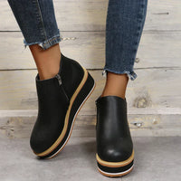 Trendige Damen Stiefeletten mit Reißverschluss und Plateau - Alessia