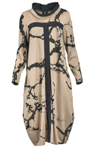Kleid mit langen Ärmeln und Retro-Muster – Livienne