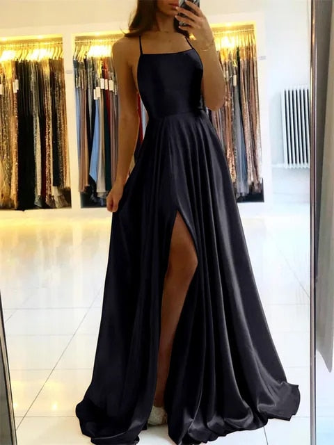 Leicht fallendes Maxikleid mit Seitenschlitz – Selina