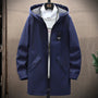 Herrenjacke mit Kapuze und langer Passform – Damian