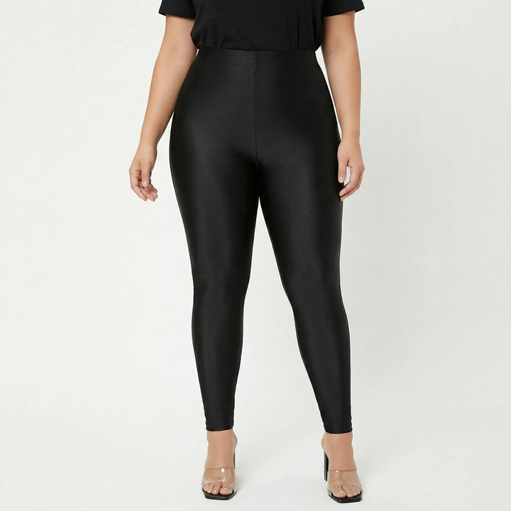 Cropped Gym Leggings In Plus Size - Mildred