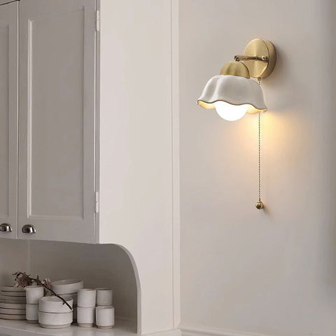 Wandlampe Vintage Weiß Gold, Keramik, E27, Innenbeleuchtung, Retro Design, Wohnzimmer.