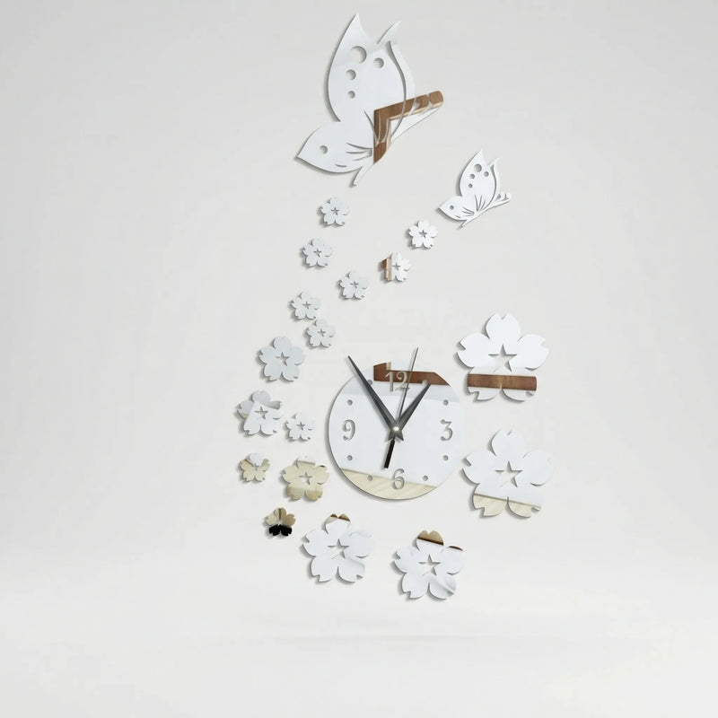 Dekorative Schmetterlings-Wanduhr - Flutterique
