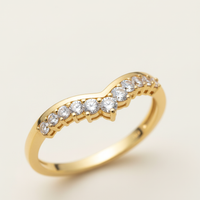 Eleganter Kronenring - CrownGlow
