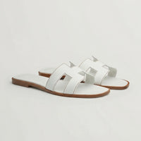 Flache Sandalen Mit Ausgeschnittenem Riemendesign - Kerry