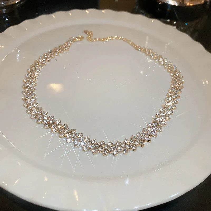 Geometrische Strass-Halskette - BraveryShine