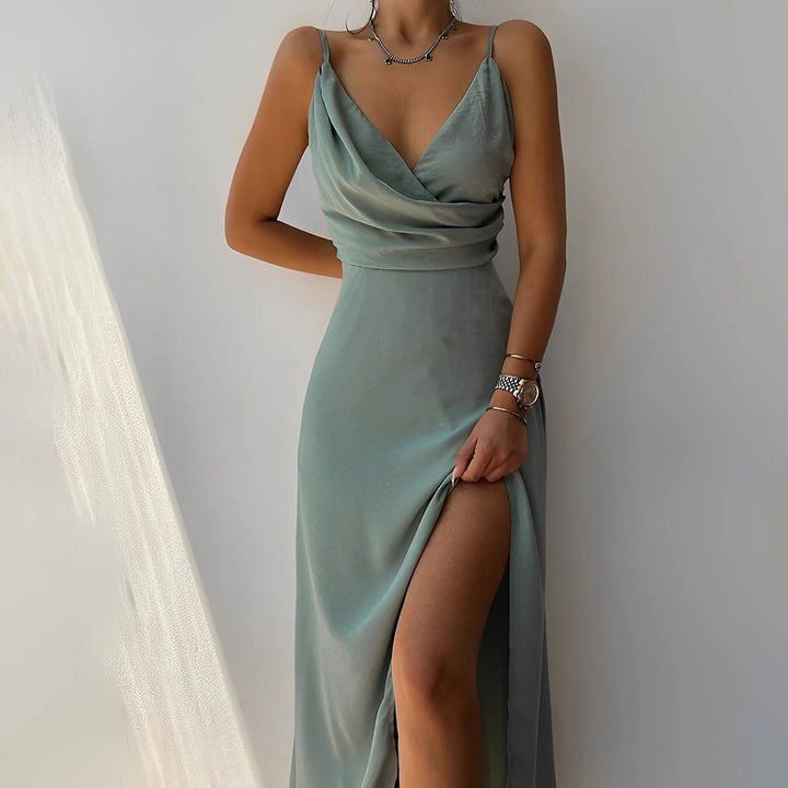 Stilvolles Spaghetti-Träger Kleid – Elara