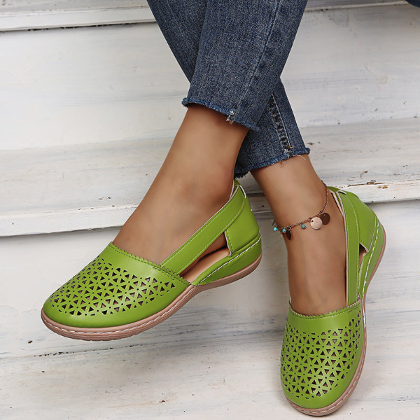 Orthopädische Slipper mit Ausschnitten - Lena