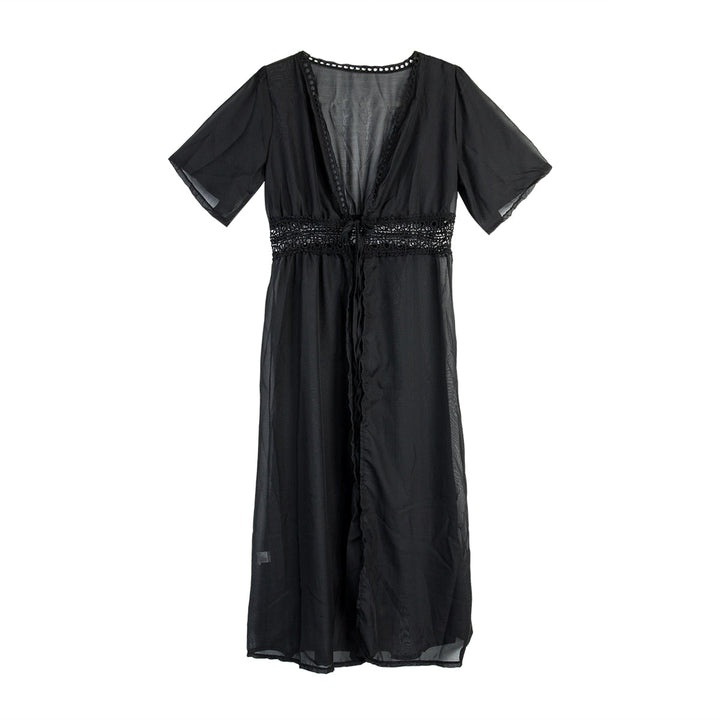 Lange Strandkleid mit Spitzenakzenten und Schleifenverschluss – Elara