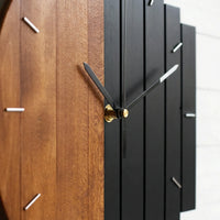 Halbrunde Wanduhr Im Lamellen-Design - Timbera