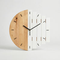 Halbrunde Wanduhr Im Lamellen-Design - Timbera