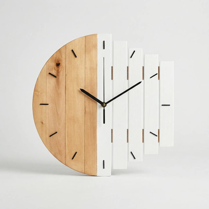 Halbrunde Wanduhr Im Lamellen-Design - Timbera