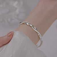 Handgefertigtes Armband - BraidBracelet