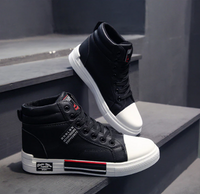 High-Top Men's Trainer With Lace-Up Fastening - Dallas