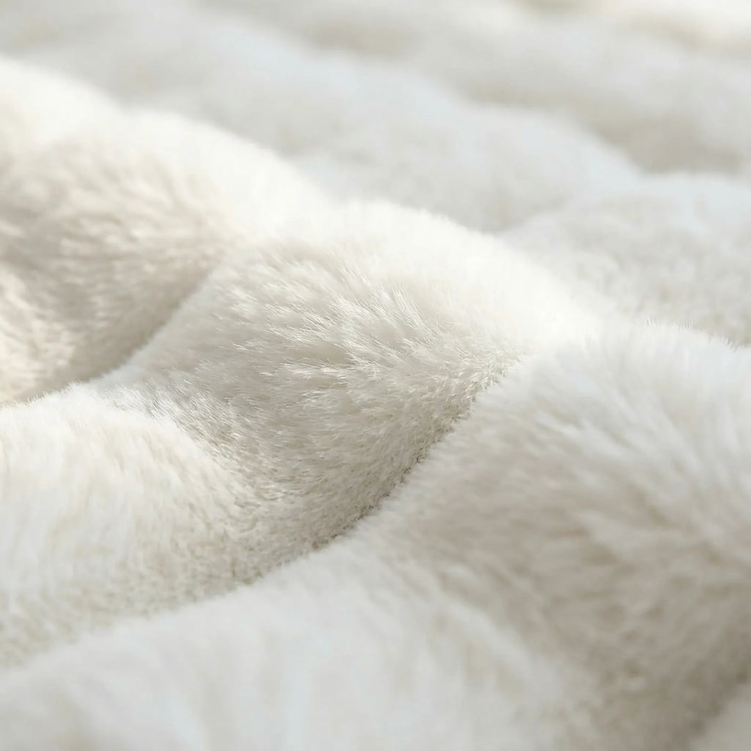 Hochflor-Teppich Mit Strukturmuster - Plushara