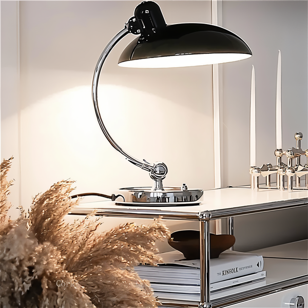 Verstellbare Vintage-Schreibtischlampe aus Eisen – Virella