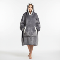 Hoodie Und Decke Kombiniert - SnuggleBlanket