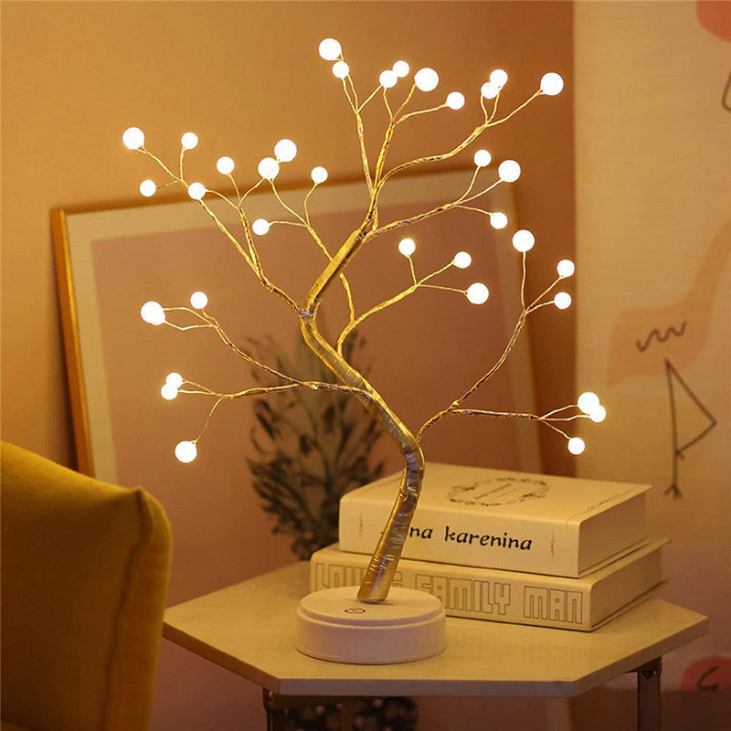 Stimmungsvoller beleuchteter Baum - LumaTree