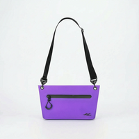 Kompakte Wasserabweisende Tasche - Veldra