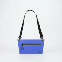 Kompakte Wasserabweisende Tasche - Veldra