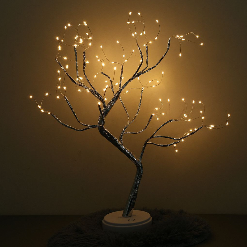 Stimmungsvoller beleuchteter Baum - LumaTree