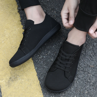 Minimalist Barefoot Sneaker With Flat Sole - Clark