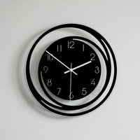 Moderne Runde Wanduhr - Quietora