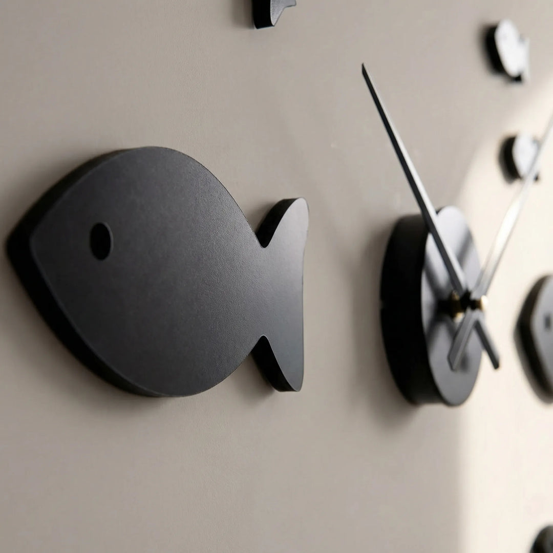 Moderne Spiegel-Wanduhr - Miraflow