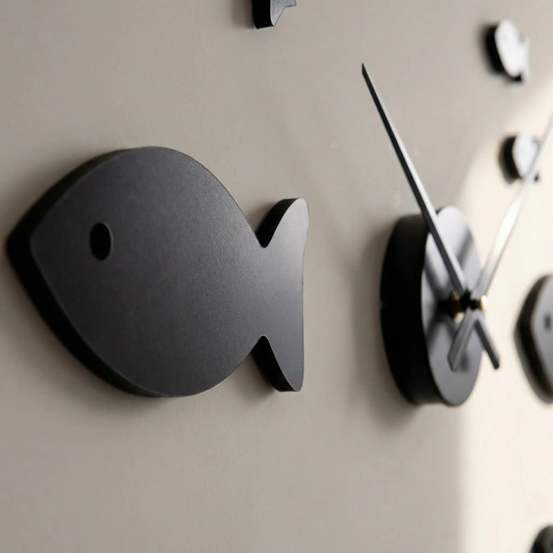 Moderne Spiegel-Wanduhr - Miraflow