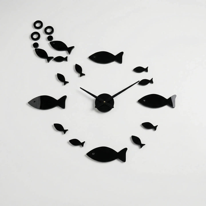 Moderne Spiegel-Wanduhr - Miraflow