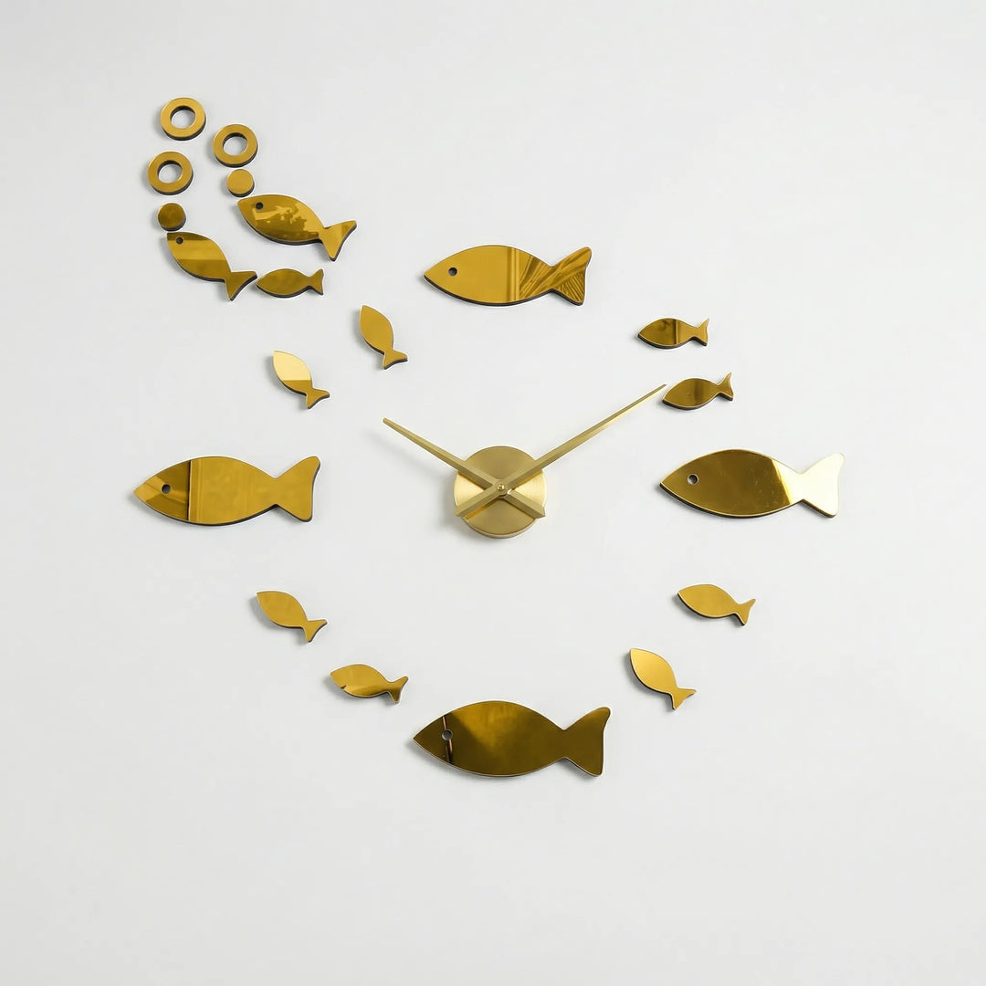 Moderne Spiegel-Wanduhr - Miraflow