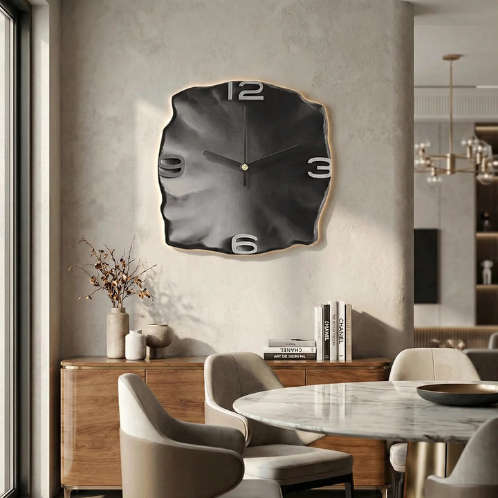 Moderne Wanduhr Mit 3D-Relief - Sandrelle
