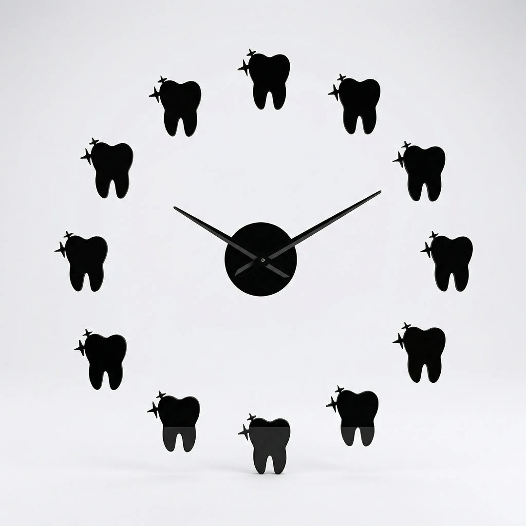 Moderne Wanduhr Mit Spiegeleffekt - DentiqueClock