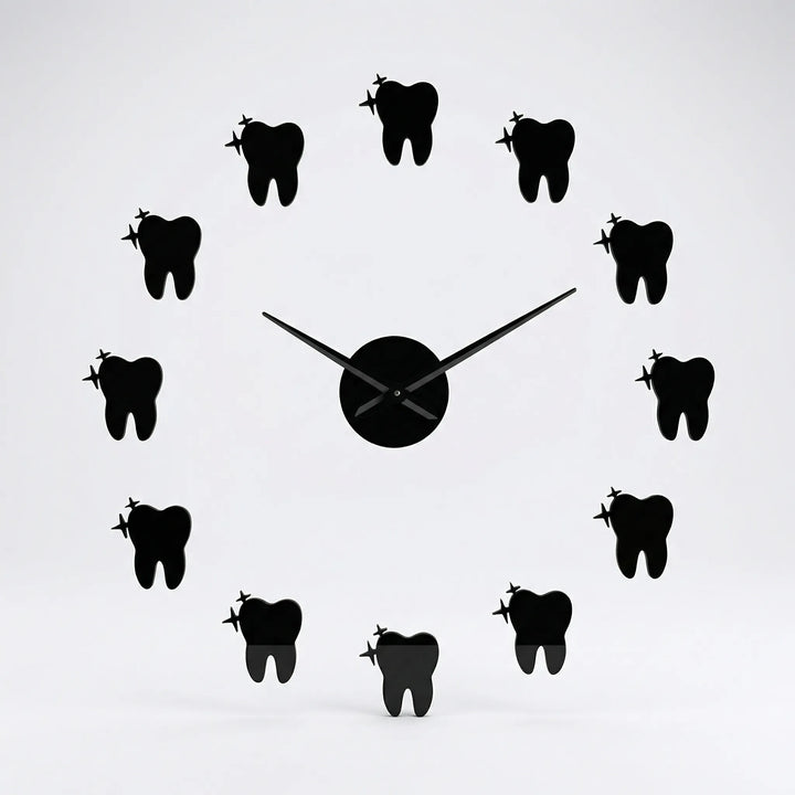 Moderne Wanduhr Mit Spiegeleffekt - DentiqueClock