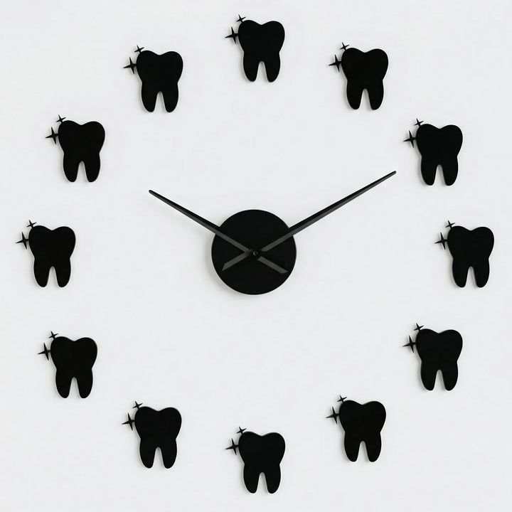 Moderne Wanduhr Mit Spiegeleffekt - DentiqueClock