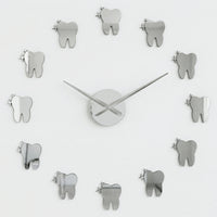 Moderne Wanduhr Mit Spiegeleffekt - DentiqueClock