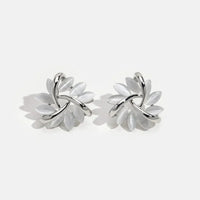 Ohrstecker In Blumenform - BloomGlow