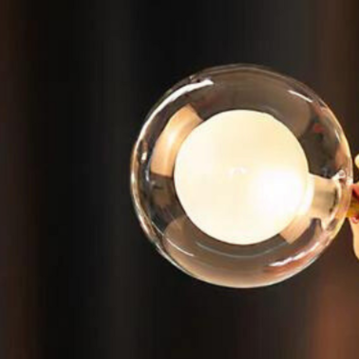 Handgefertigte Tischlampe - CraftGlow