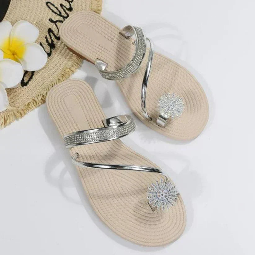 Trendige Damensandalen mit einzigartigem Schneeflockendetail – Arluna