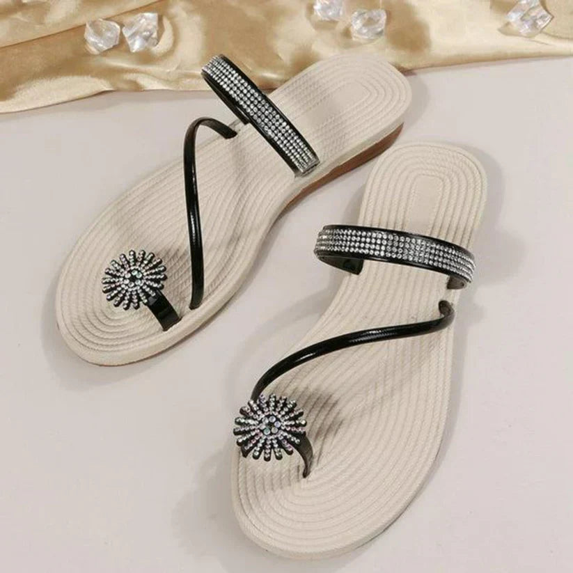 Trendige Damensandalen mit einzigartigem Schneeflockendetail – Arluna