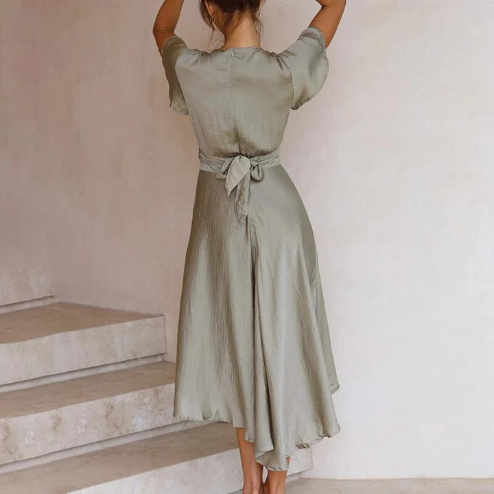 Leichtes Sommer-Midikleid mit V-Ausschnitt – Lina