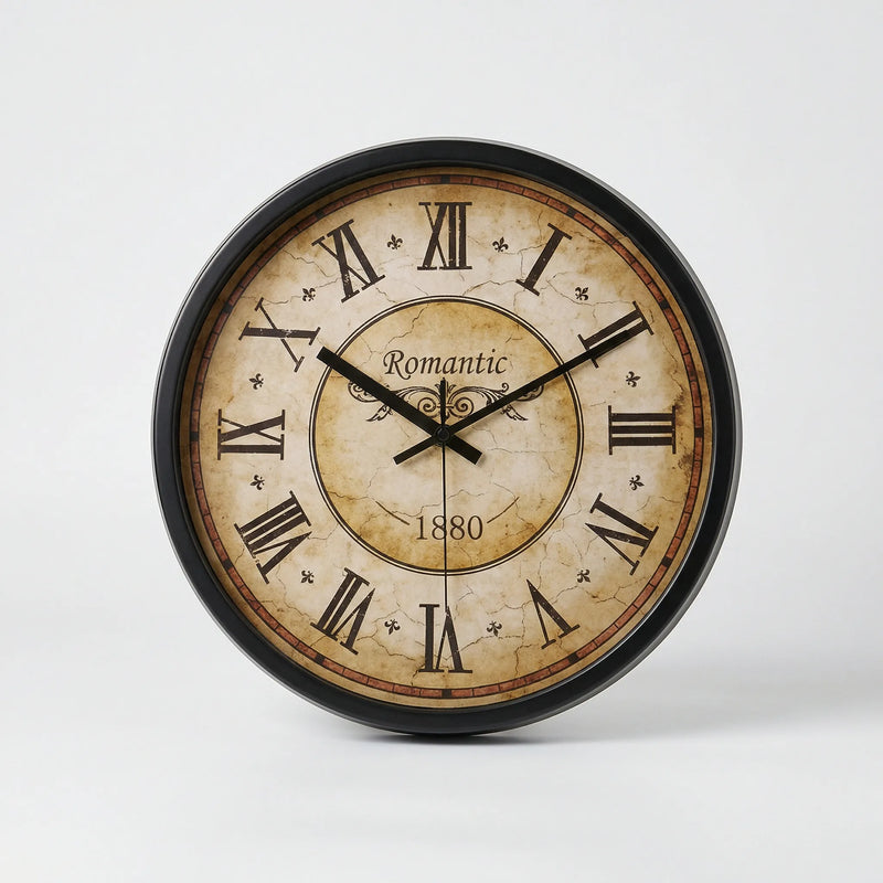 Runde Wanduhr Im Vintage-Stil - ChronoVint