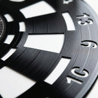 Runde Wanduhr Mit Dart-Motiv - Dartorio
