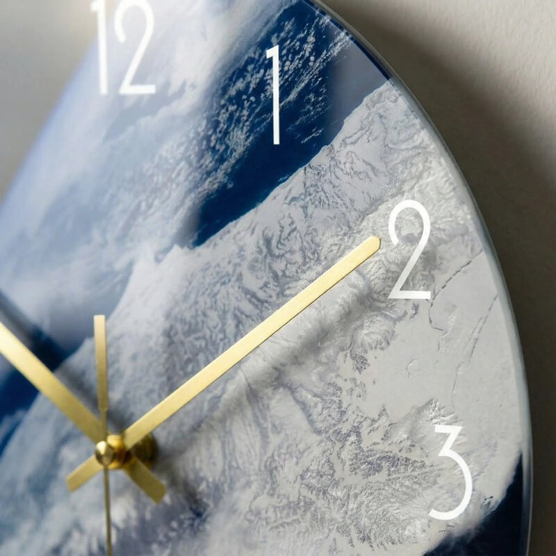 Runde Wanduhr Mit Weltraum-Motiv - Orbitara